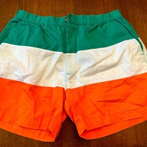 🍀LIKE NEW IRELAND 🇮🇪/ IRISH CHUBBIES / M 🍀
